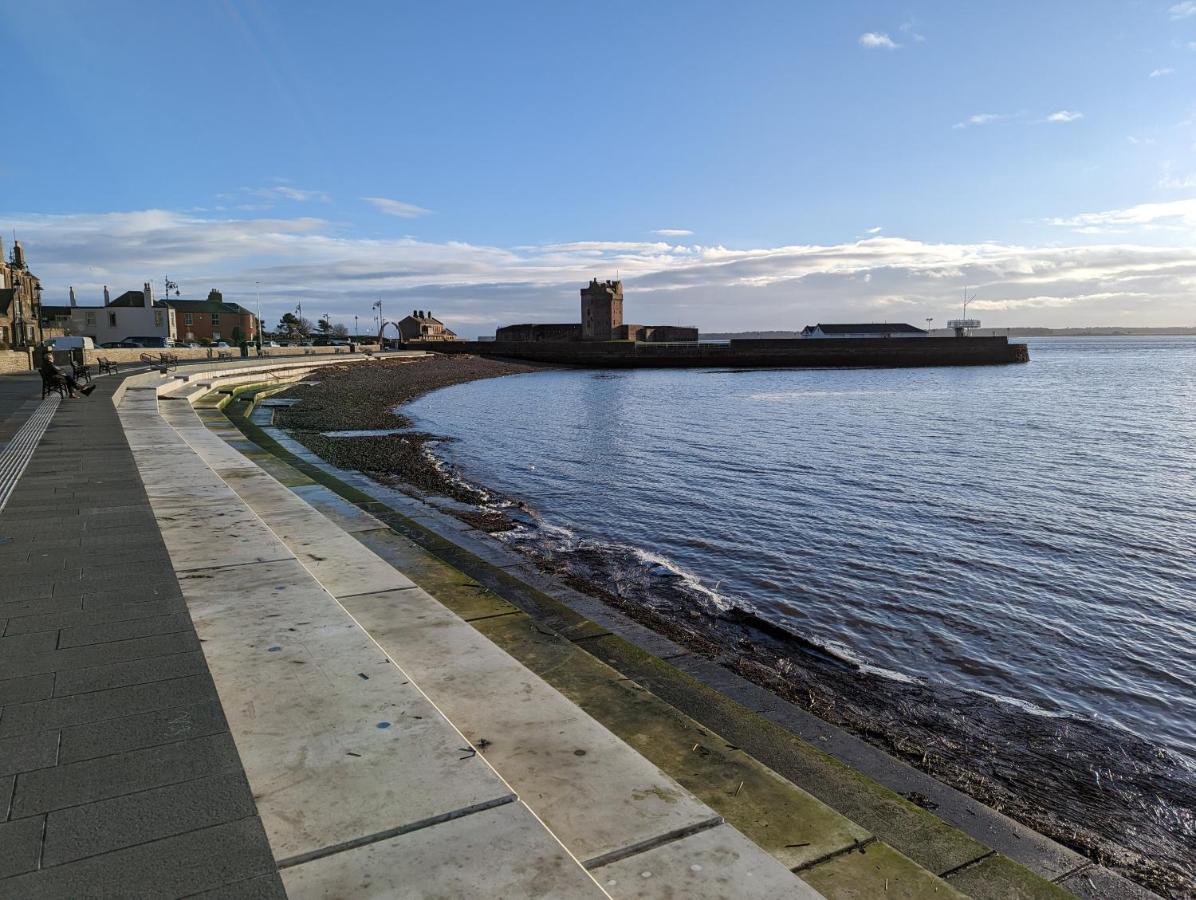 Apartamento Great Location, Large 1 Bed Flat With Parking Broughty Ferry Exterior foto